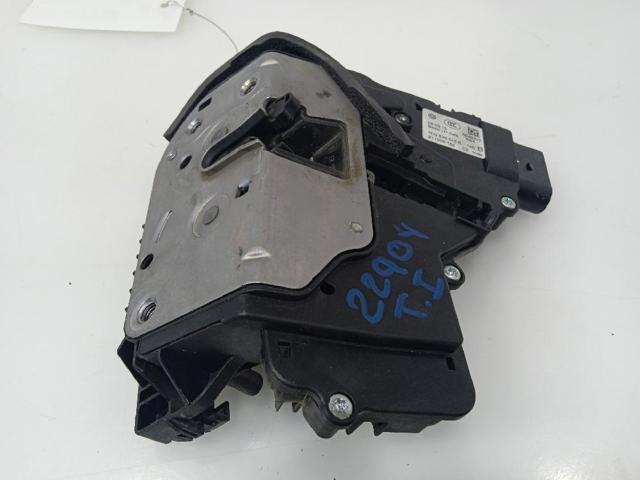Fecho da porta traseira esquerda 7N0839015B VAG