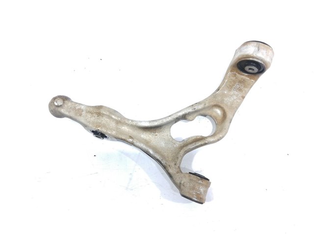 Braço oscilante inferior direito de suspensão dianteira 7P0407152C VAG