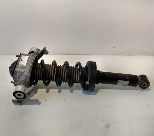 Suporte de amortecedor traseiro esquerdo 7P0512345 PORSCHE