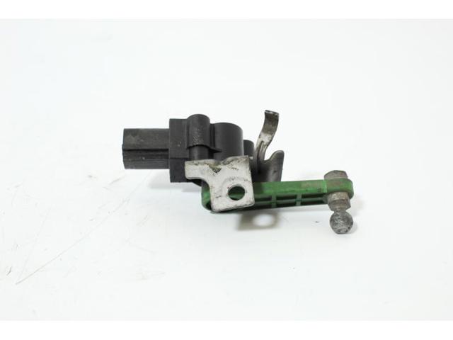 Sensor dianteiro direito do nível de posição de carroçaria 7P0616214 PORSCHE