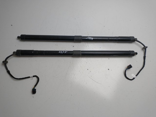 Amortecedor de tampa de porta-malas (de 3ª/5ª porta traseira) 7P5827851J PORSCHE