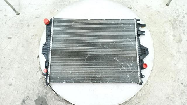 Radiador de esfriamento de motor 7P6121253 VAG