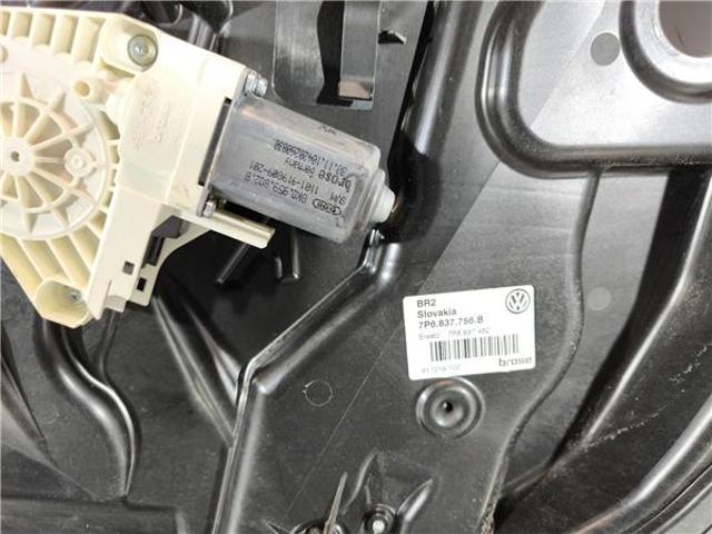 Mecanismo de acionamento de vidro da porta dianteira direita 7P6837756B VAG