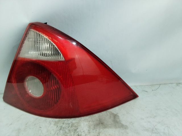 Lanterna traseira direita externa 7S7113404A FORD