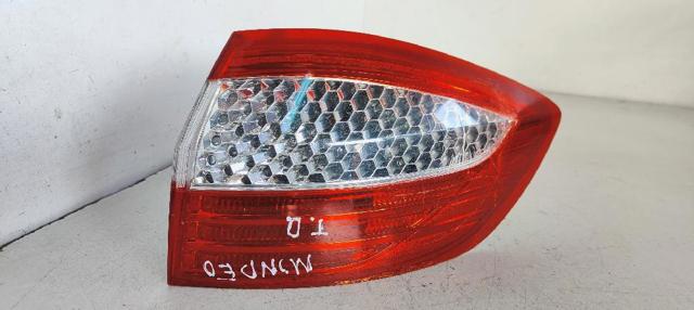 Lanterna traseira direita externa 7S7113404B FORD