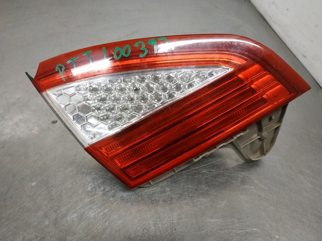 Lanterna traseira esquerda interna 7S7113A603A FORD