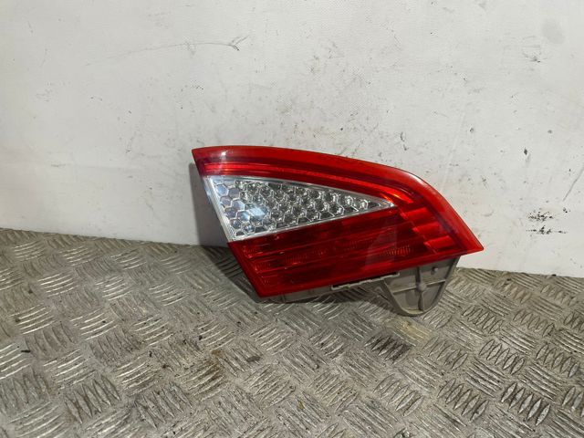 Lanterna traseira esquerda interna 7S7113A603A FORD