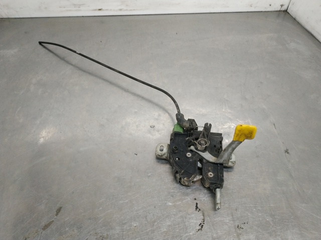 Fecho da capota 7S7A16700AF FORD
