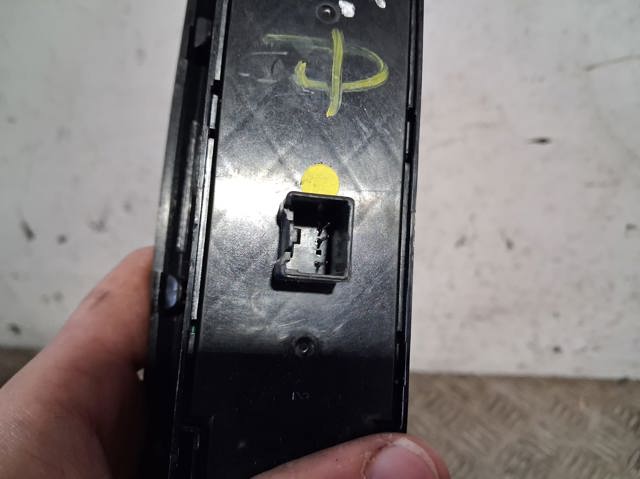 Unidade de botões dianteira esquerda de controlo de elevador de vidro 7S7T14A132AB FORD