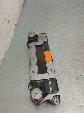 Unidade de controlo dos modos de aquecimento/condicionamento 7S7T18C612AE FORD