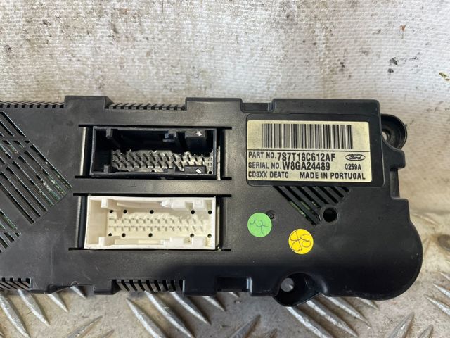 Unidade de controlo dos modos de aquecimento/condicionamento 7S7T18C612AF FORD