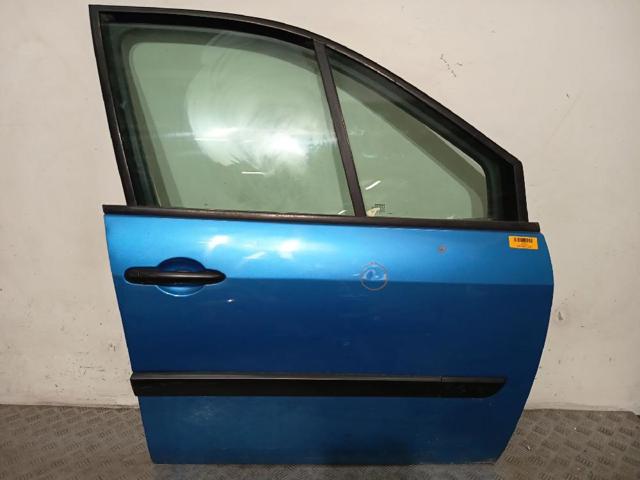 Porta dianteira direita 801002354R RENAULT