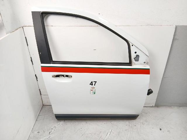 Porta dianteira direita 801009178R RENAULT