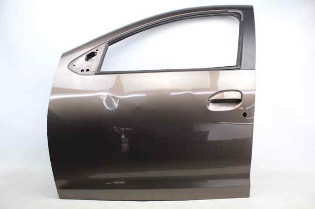 Porta dianteira esquerda 801012479R RENAULT
