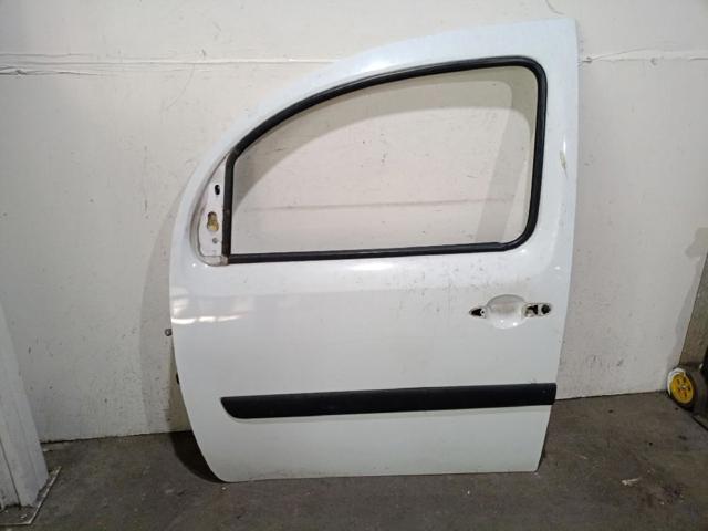Porta dianteira esquerda 801015880R RENAULT