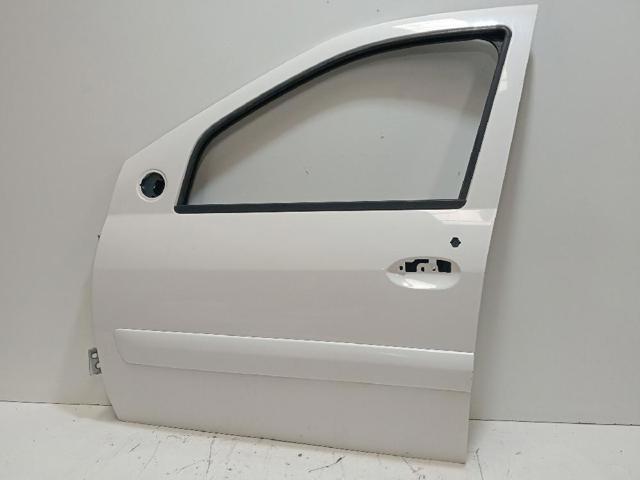 Porta dianteira esquerda 801016598R RENAULT