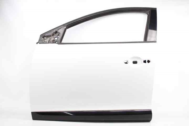 Porta dianteira esquerda 801016886R RENAULT