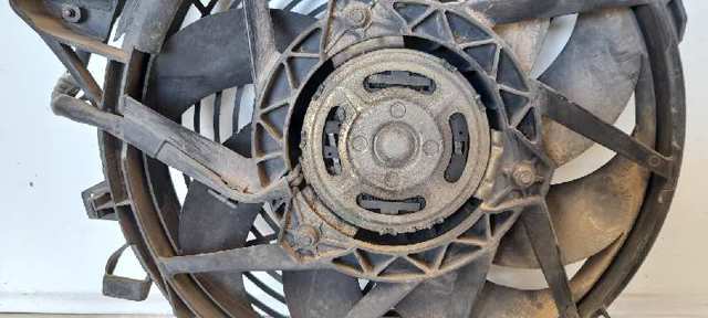 Radiador de esfriamento de motor 8038845 OPEL