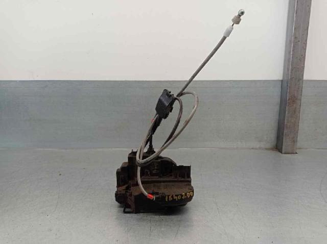 Fecho da porta dianteira direita 805009U10B NISSAN