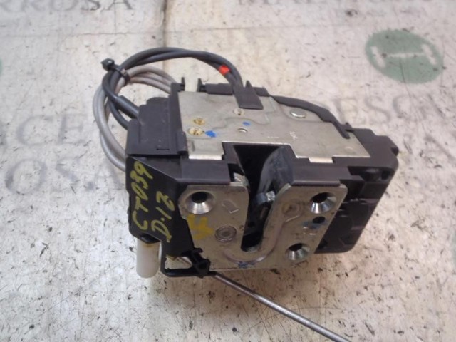 Fecho da porta dianteira esquerda 805019U10B NISSAN