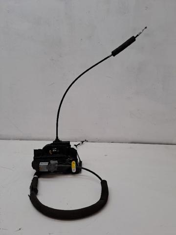 Fecho da porta dianteira esquerda 80501BA60C NISSAN