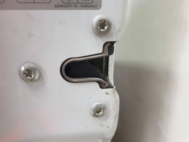 Fecho da porta dianteira esquerda para Nissan Primastar X83