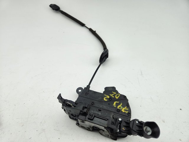 Fecho da porta dianteira esquerda 805030788R RENAULT