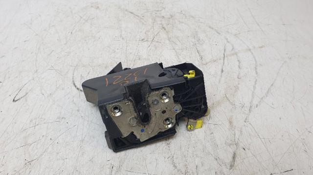 Fecho da porta dianteira esquerda 805039362R RENAULT