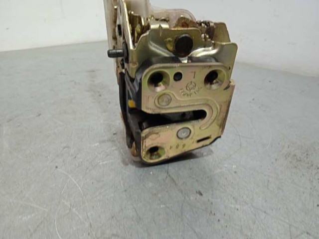 Motor acionador de abertura/fechamento da porta traseira esquerda 80553AA300 NISSAN