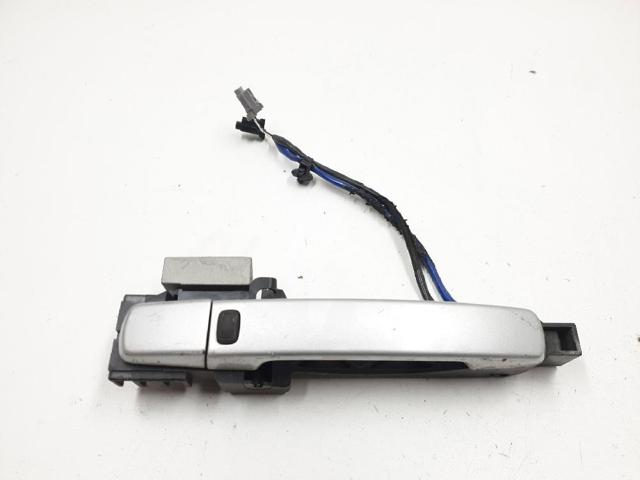 Suporte de maçaneta externa da porta dianteira direita 80610EB300 NISSAN