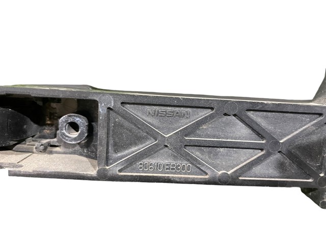 Suporte de maçaneta externa da porta dianteira direita 80610EB300 NISSAN