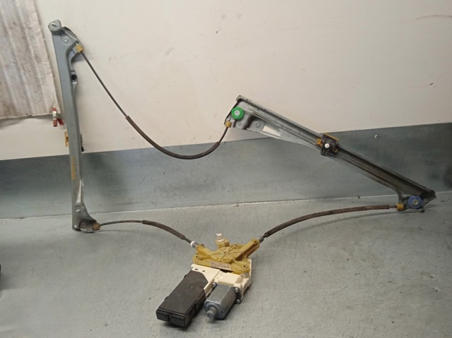 807300002R Renault (RVI)