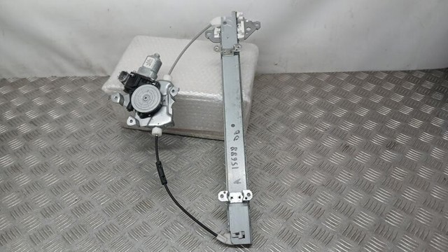 Motor de acionamento de vidro da porta dianteira direita 80730JX30B NISSAN