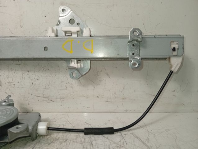 Motor de acionamento de vidro da porta dianteira direita 80730JX30B NISSAN