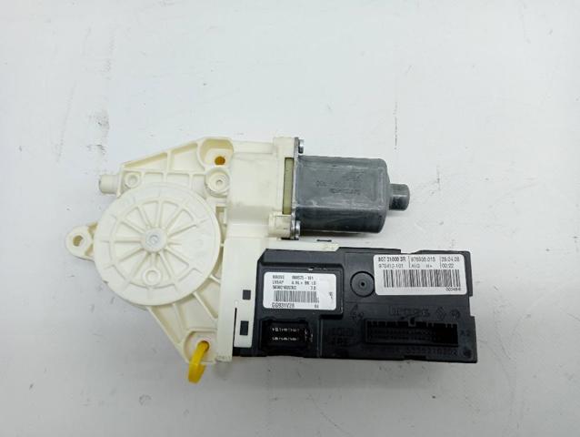 Motor de acionamento de vidro da porta dianteira esquerda 807310003R RENAULT
