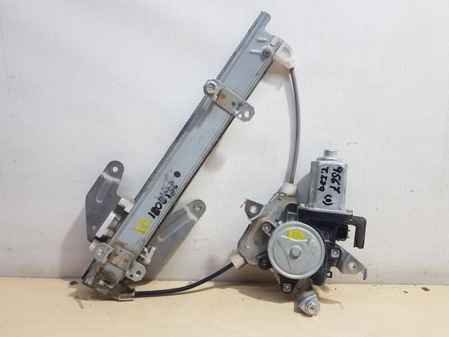 Motor de acionamento de vidro da porta traseira esquerda 807318991A NISSAN
