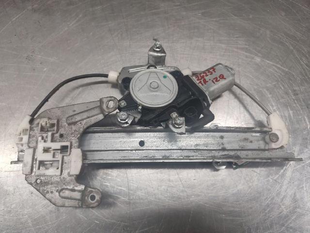Motor de acionamento de vidro da porta traseira esquerda 807318991A NISSAN