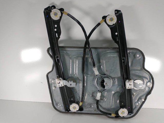 Mecanismo de acionamento de vidro da porta dianteira direita 80770EY10B NISSAN