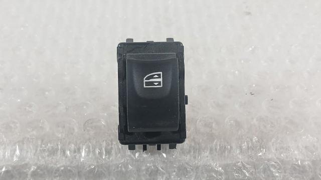 809600750R Renault (RVI)