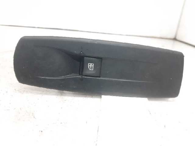 809600750R Renault (RVI)