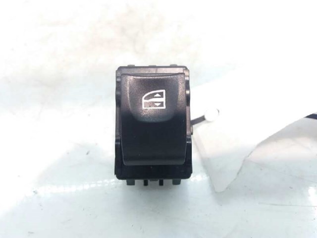 809600750R Renault (RVI)