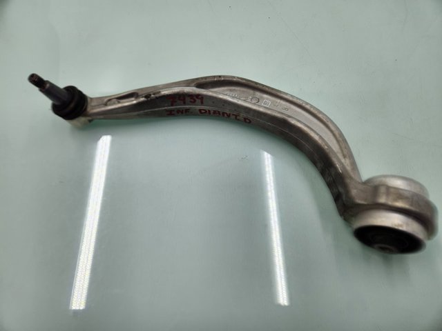 Braço oscilante inferior direito de suspensão dianteira 80A407696D VAG
