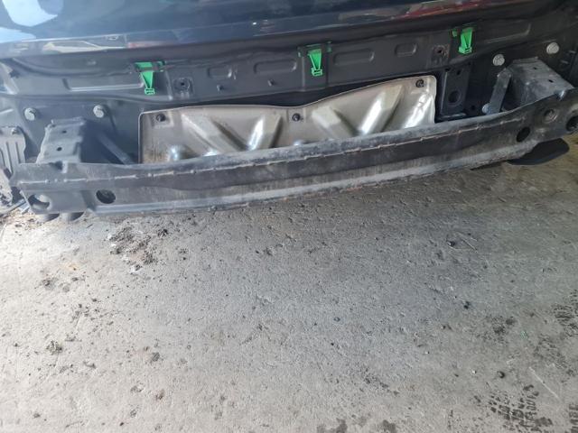 Reforçador do pára-choque traseiro 80A807309 VAG