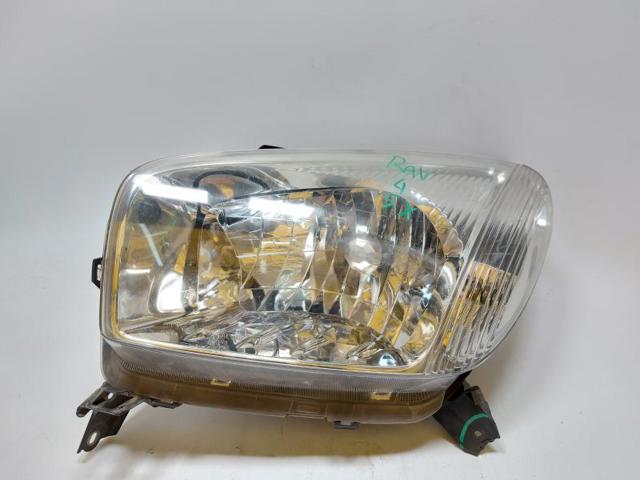 Luz esquerda 8110642270 TOYOTA
