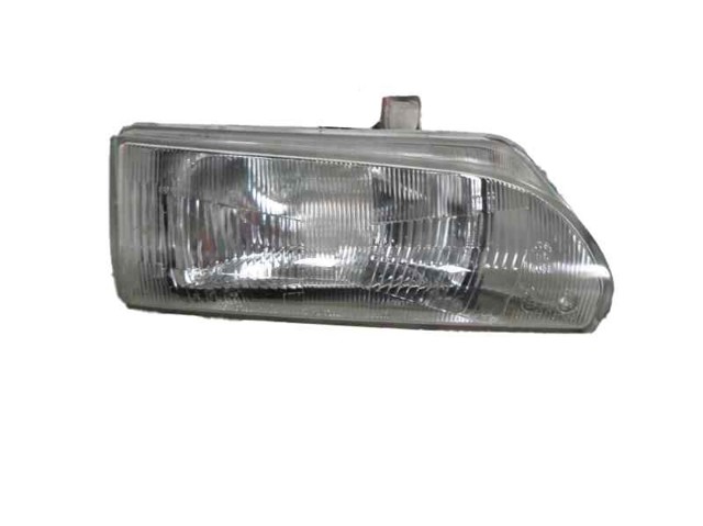 Luz direita 811101E281 TOYOTA