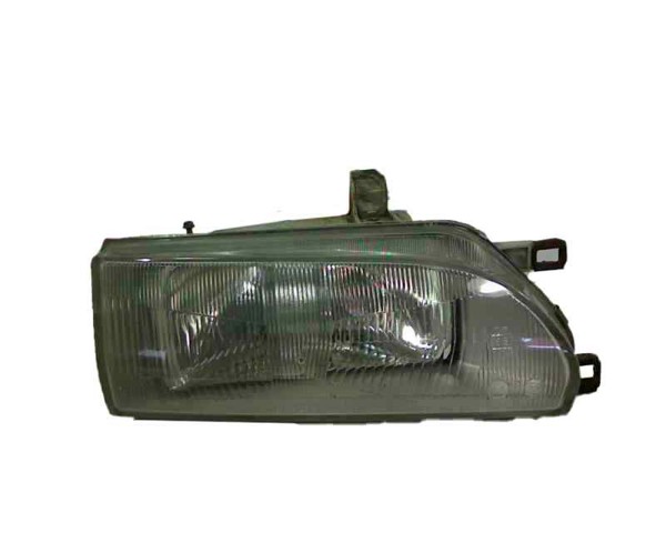Luz direita 811101E282 TOYOTA