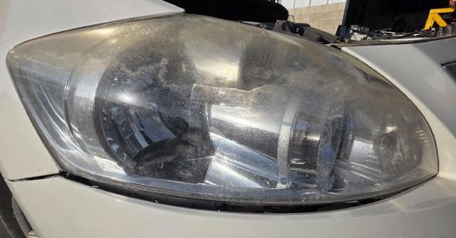 Luz direita 8113002A40 TOYOTA