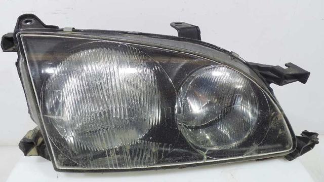 Luz direita 8113005140 TOYOTA