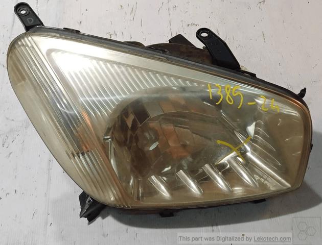 Luz direita 8113042180 TOYOTA
