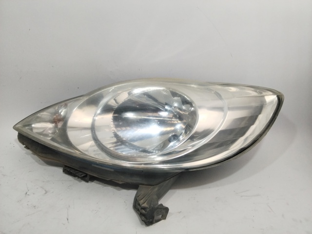 Luz esquerda 811500H030 PEUGEOT